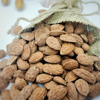 Roasted salted almonds ( 500 gr ) 