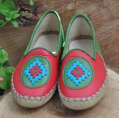 Green Red Women's Flat Shoe 